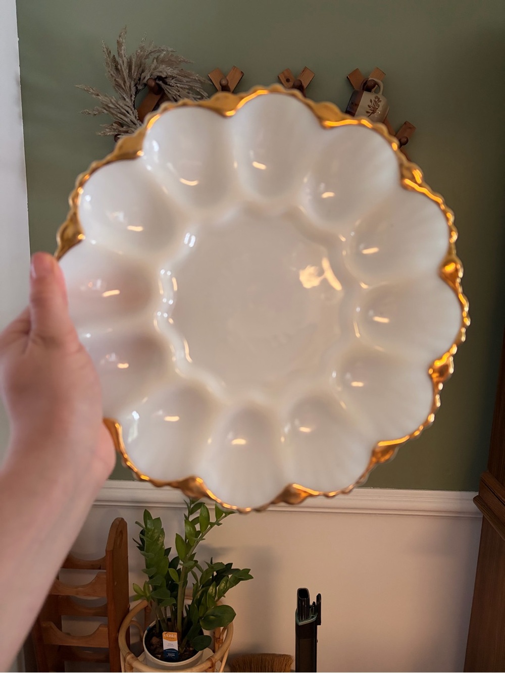 White and Gold Ceramic Deviled Egg Serving Platter Vintage Anchor Hocking